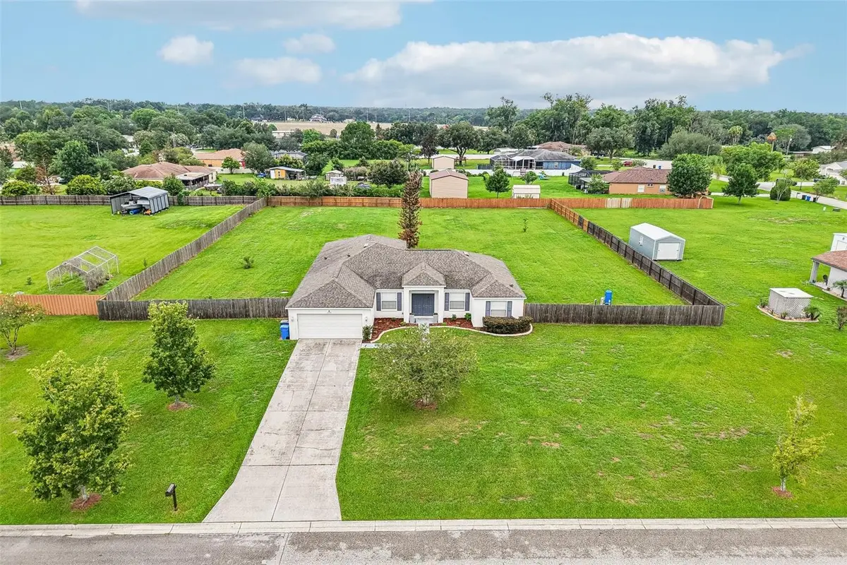 2206 Wooden Shoe Way, Plant City, FL 33567 - #1