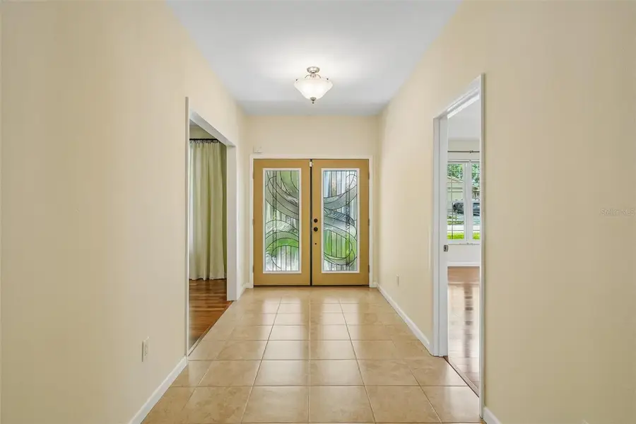 818 Village Way, Palm Harbor, FL 34683 - #3