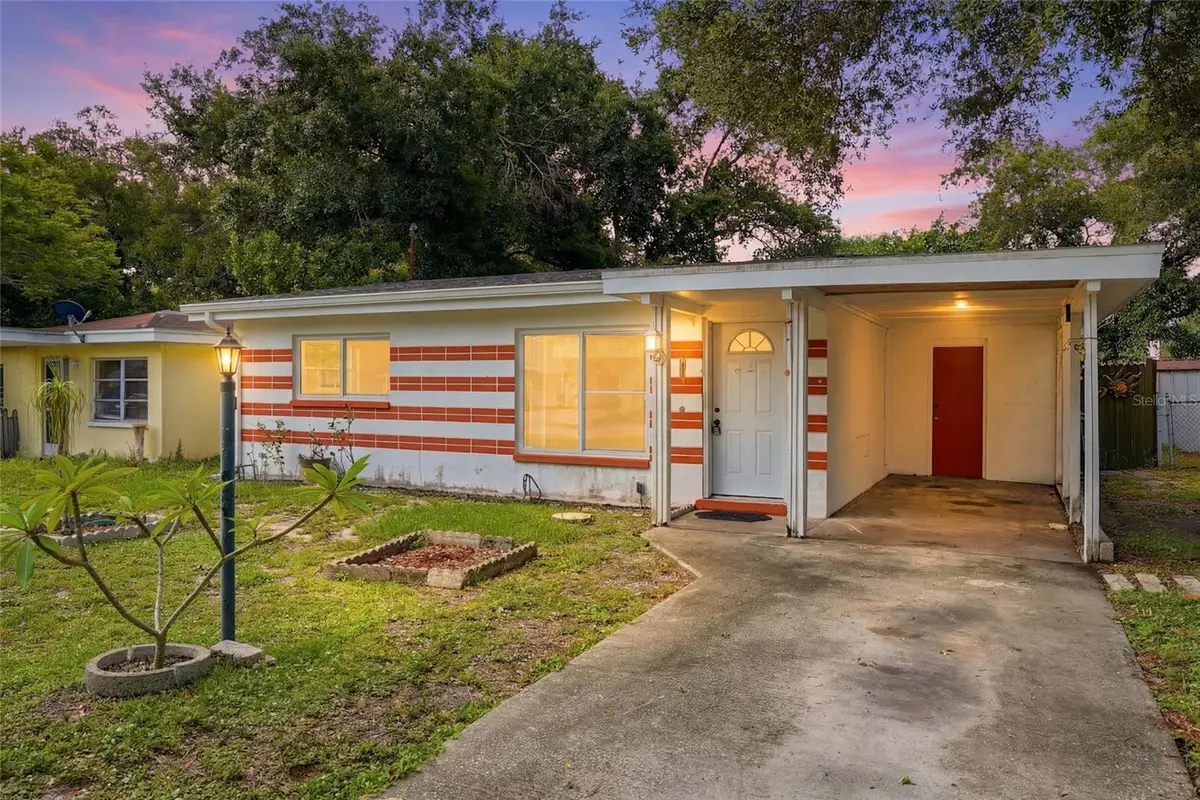 427 1st Avenue Ne, Largo, FL 33770 - #1