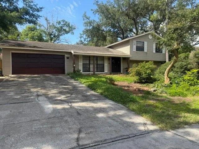 6624 Baybrooks Circle, Temple Terrace, FL 33617 - #1