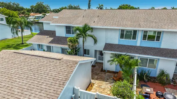 6537 Cape Hatteras Way Ne #2, ST PETERSBURG, FL 33702