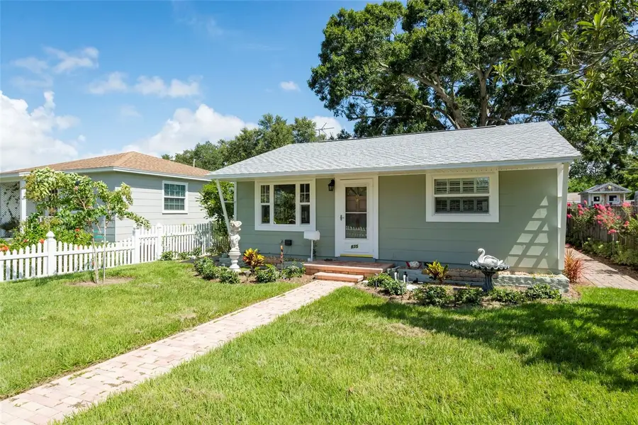 835 49th Avenue N, Saint Petersburg, FL 33703 - #3
