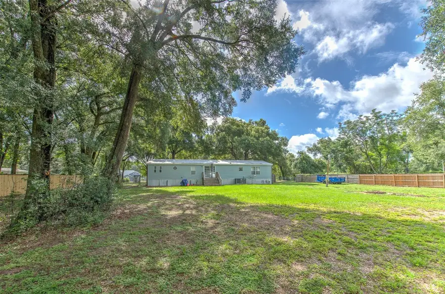 1606 N Kingsway Rd, Seffner, FL 33584 - #2