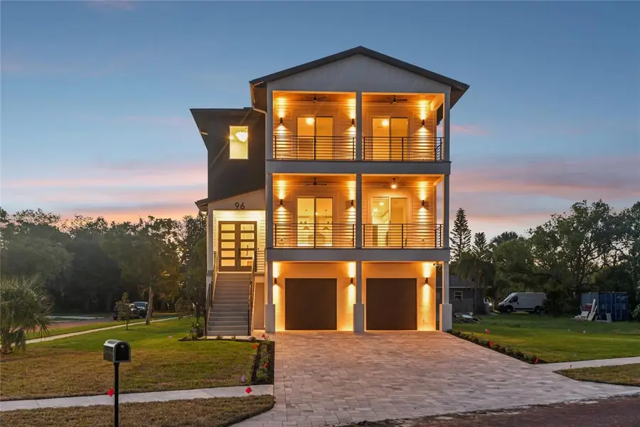 96 Shore Drive, Tarpon Springs, FL 34689 - #2