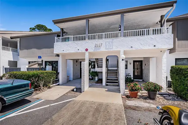 2117 Lakewood Club Drive S #7K, ST PETERSBURG, FL 33712