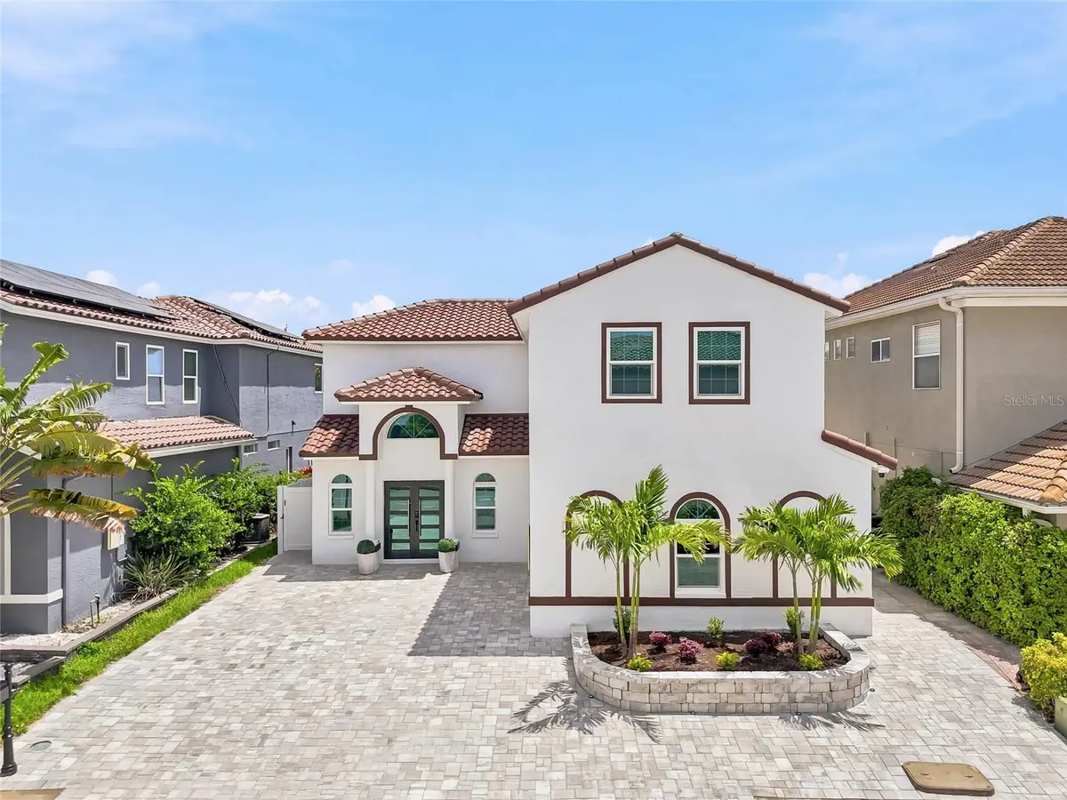 10627 Hatteras Drive Sw, Tampa, FL 33615 - #1