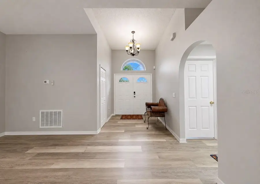 12740 Lake Vista Drive, Gibsonton, FL 33534 - #2