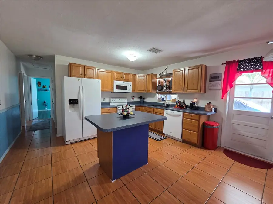 9272 51st Street N, Pinellas Park, FL 33782 - #3