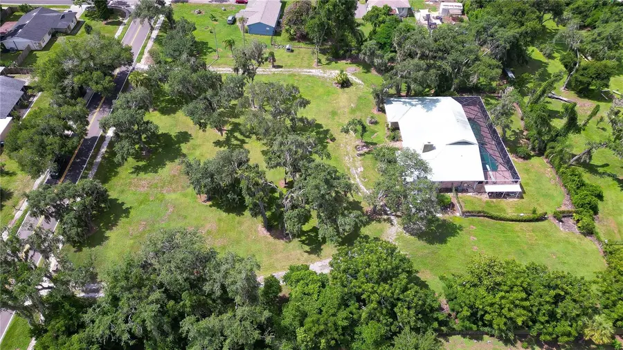 914 S Miller Road, Valrico, FL 33594 - #3