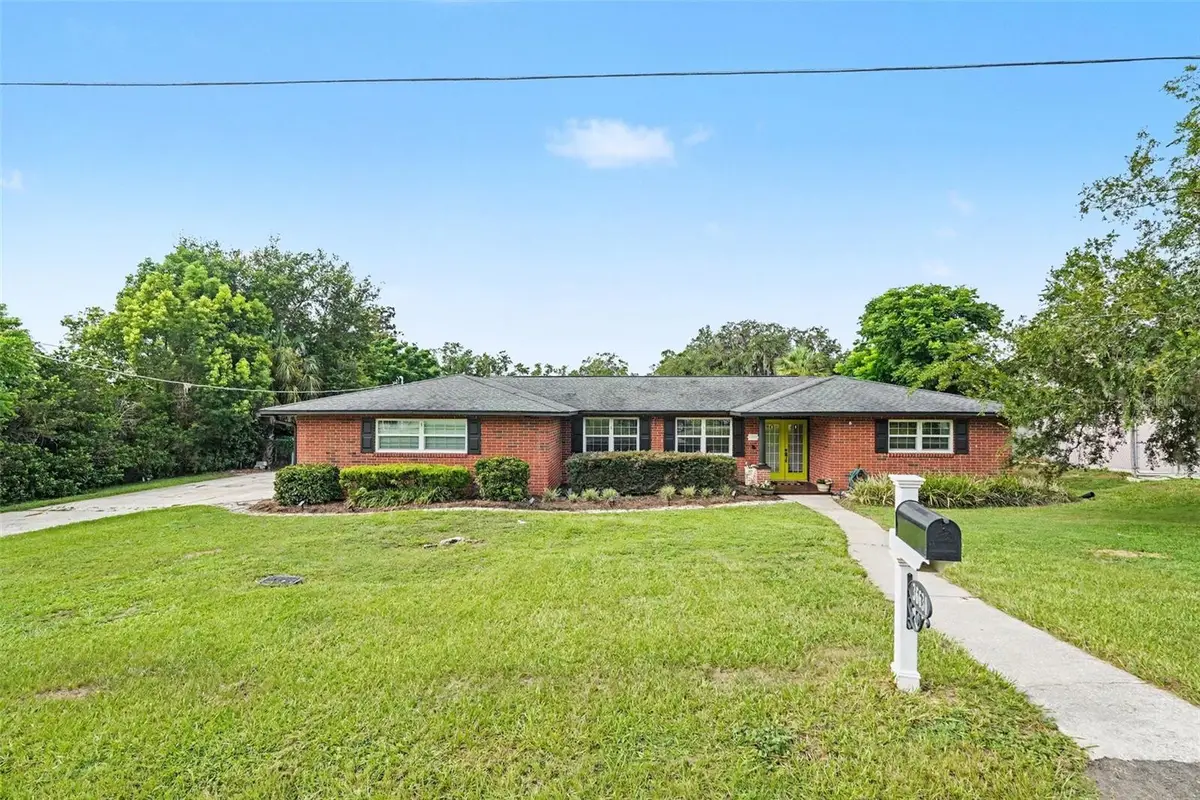 36630 Jefferson Ave, Dade City, FL 33523 - #1