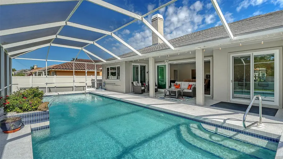5101 Sunnydale Circle N, Sarasota, FL 34233 - #2