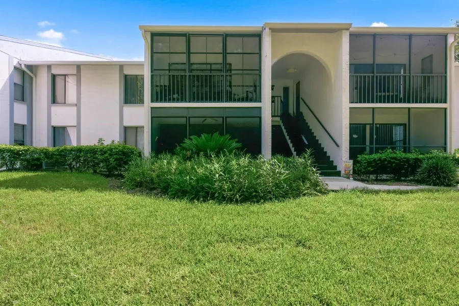 1204 Pine Ridge Circle W #C1, Tarpon Springs, FL 34688 - #2