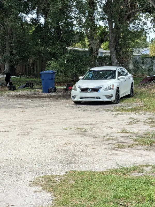 3016 N 48th Street, TAMPA, FL 33605