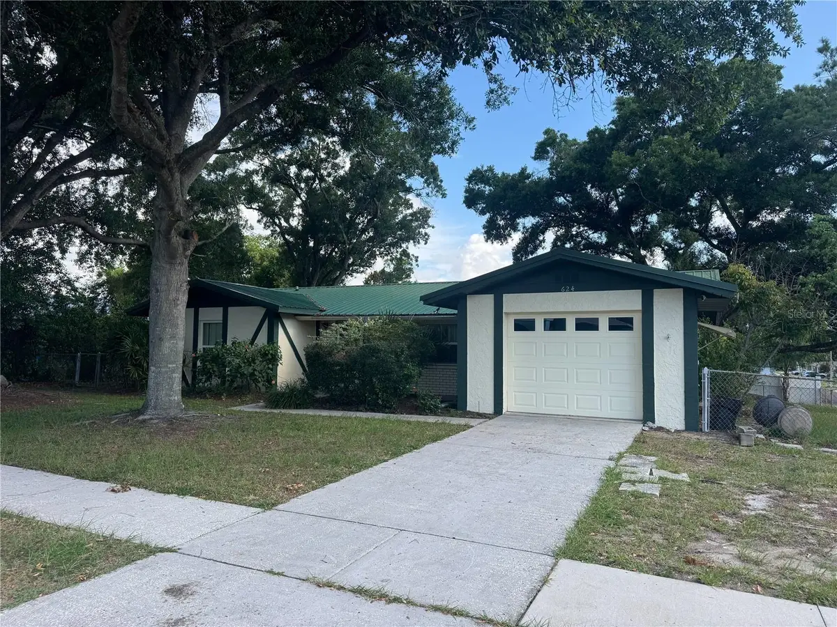 624 Wood Road, Seffner, FL 33584 - #1