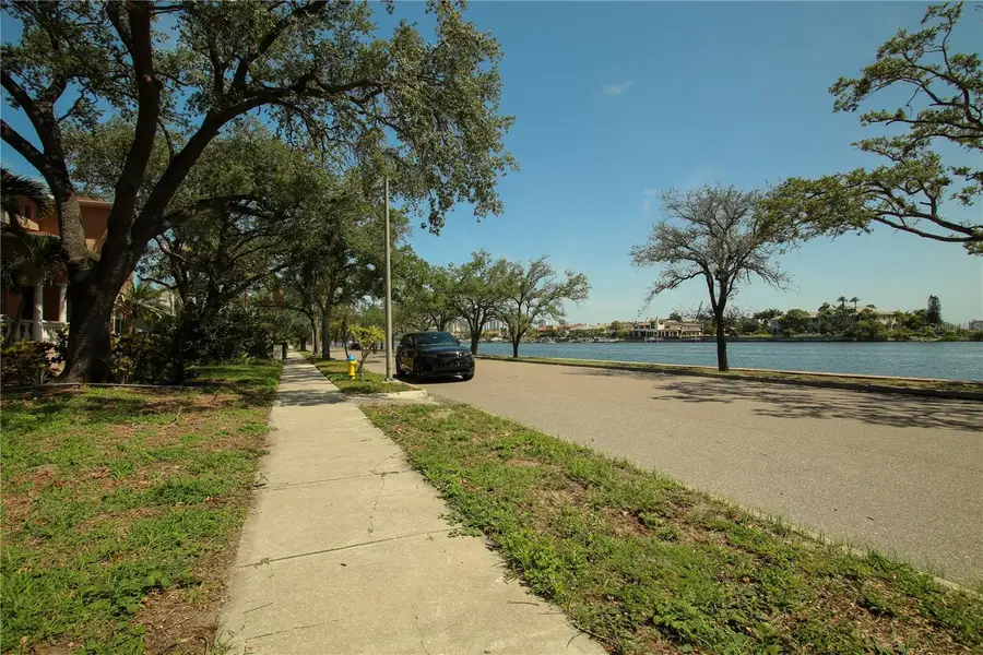 424 Channel Drive, Tampa, FL 33606 - #3