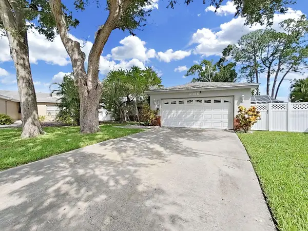 6996 122nd Drive, LARGO, FL 33773