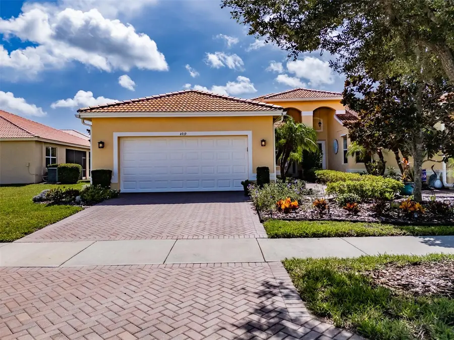 4919 Marble Springs Circle, Wimauma, FL 33598 - #3
