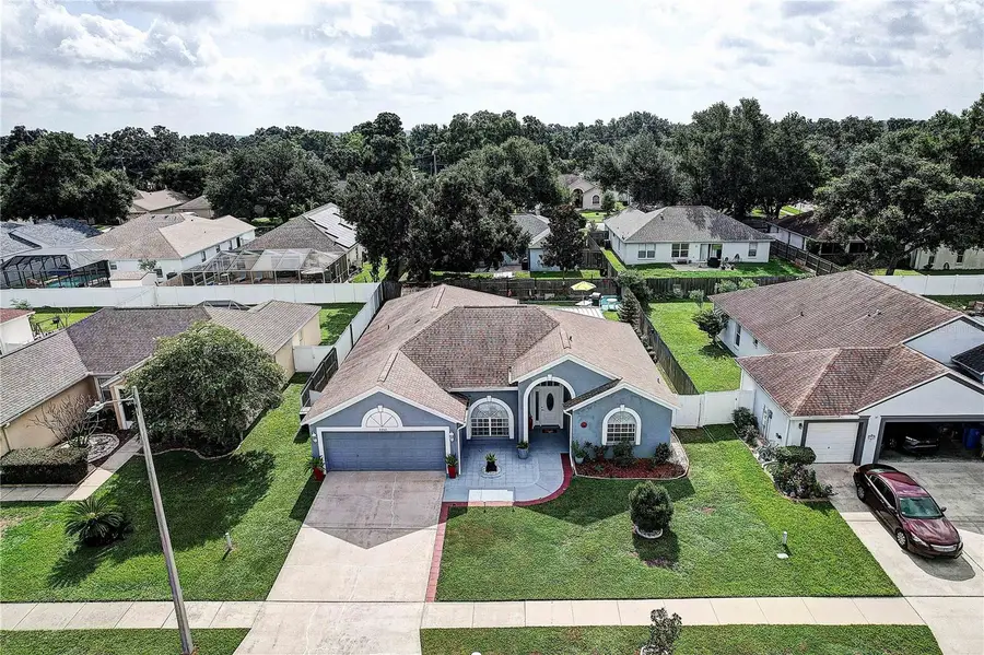 2242 Towering Oaks Circle, Seffner, FL 33584 - #3
