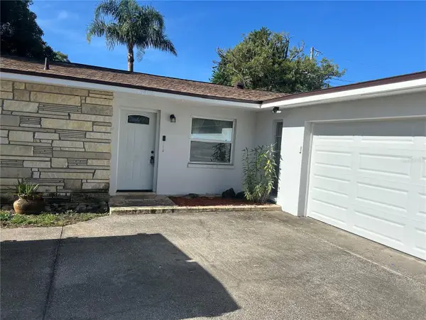 13406 Bellewood Avenue, SEMINOLE, FL 33776
