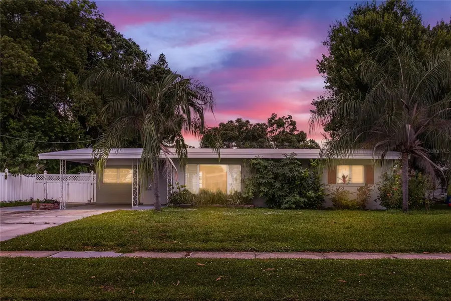 6518 Walton Way, Tampa, FL 33610 - #2