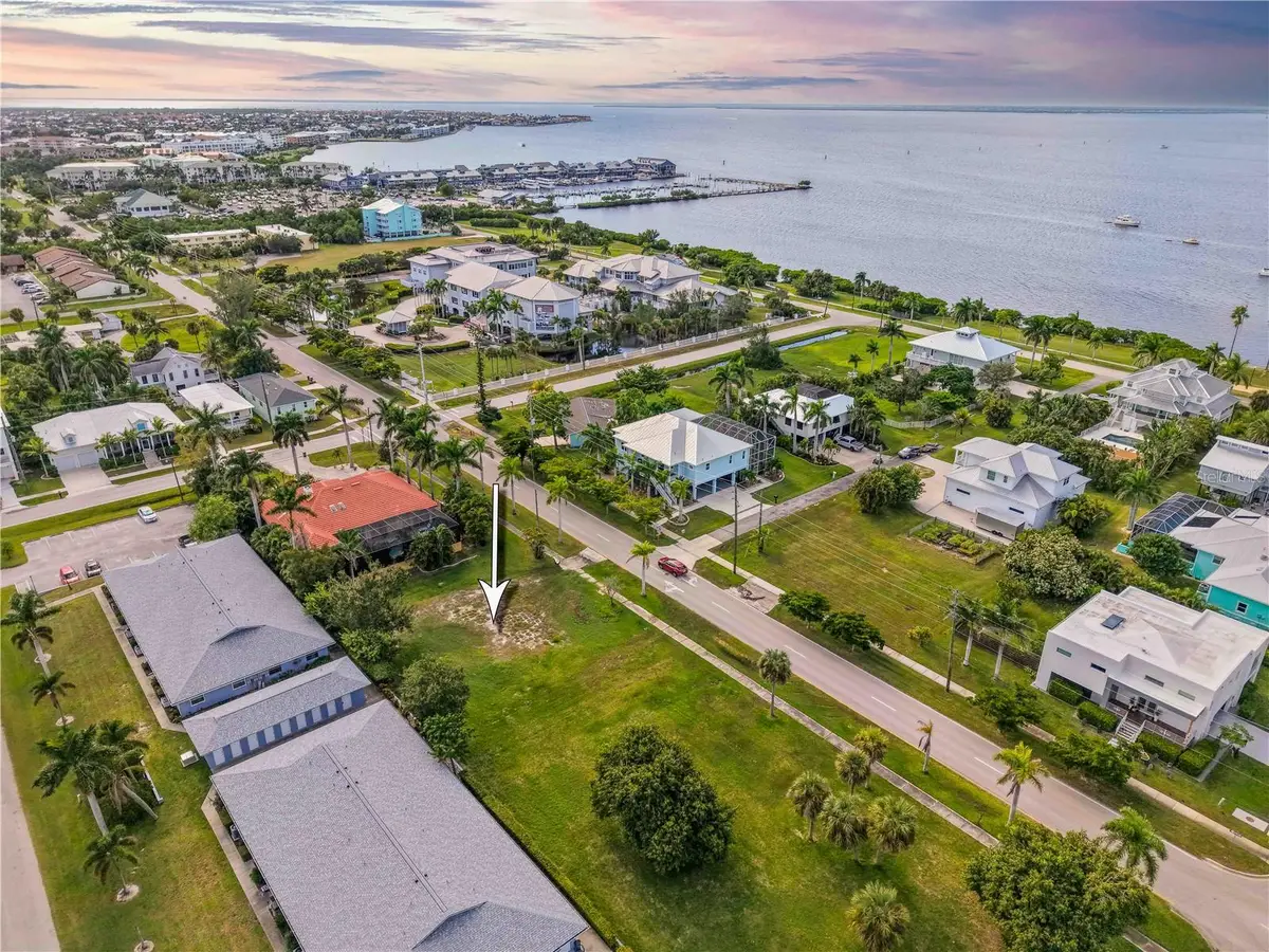 821 W Marion Avenue, Punta Gorda, FL 33950 - #1