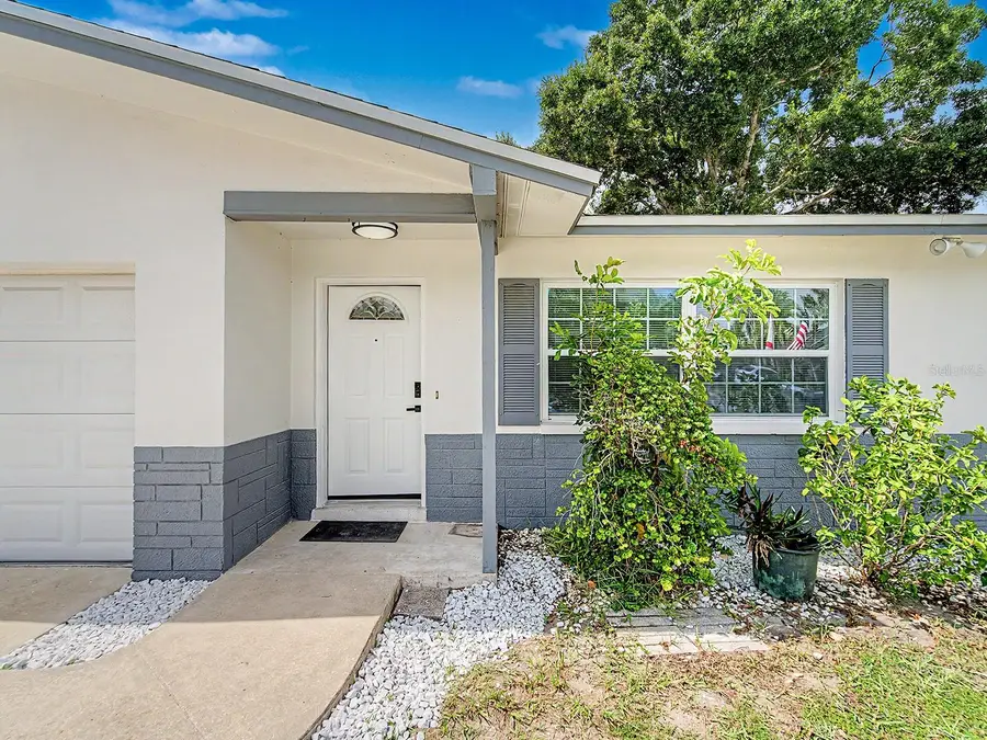 1354 Rosery Road Ne, Largo, FL 33770 - #2