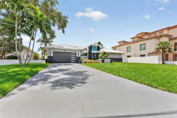 2936 68th Avenue S, ST PETERSBURG, FL 33712