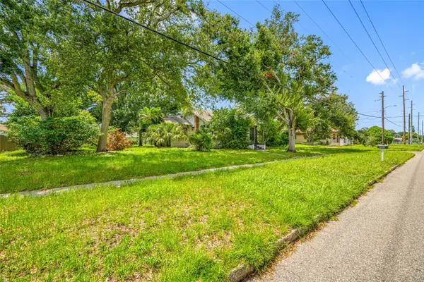 2208 N Lincoln Avenue, TAMPA, FL 33607