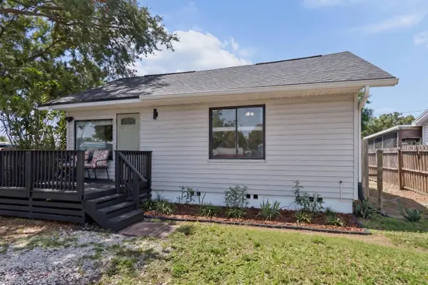 4924 45th Avenue N, ST PETERSBURG, FL 33709