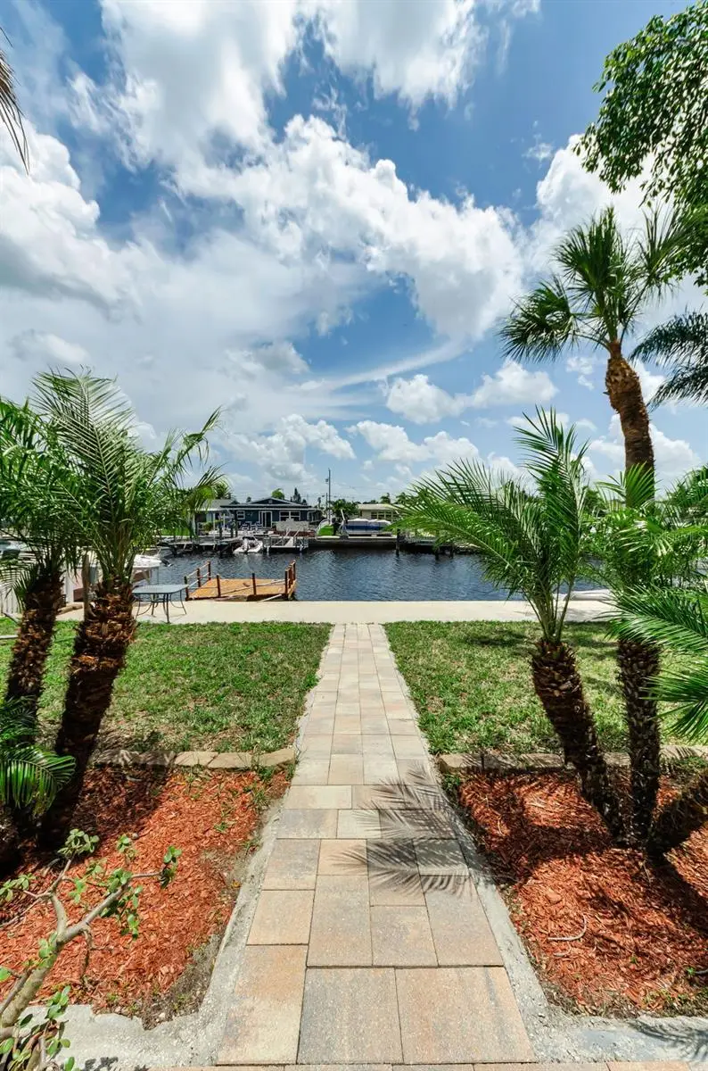 4946 Blue Heron Drive, New Port Richey, FL 34652 - #2