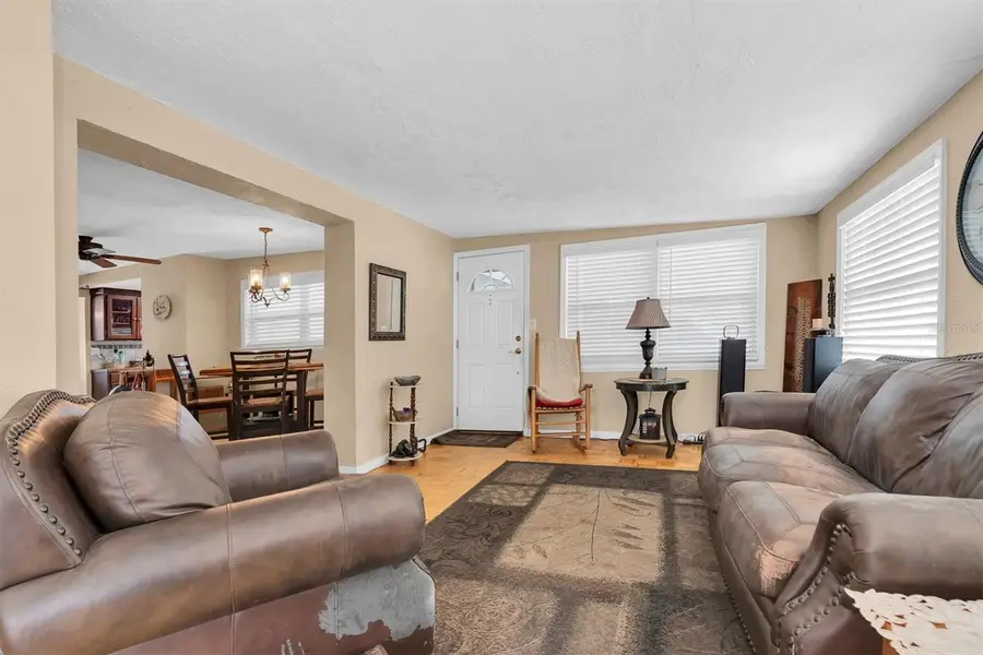 3227 48th Avenue N, Saint Petersburg, FL 33714 - #3