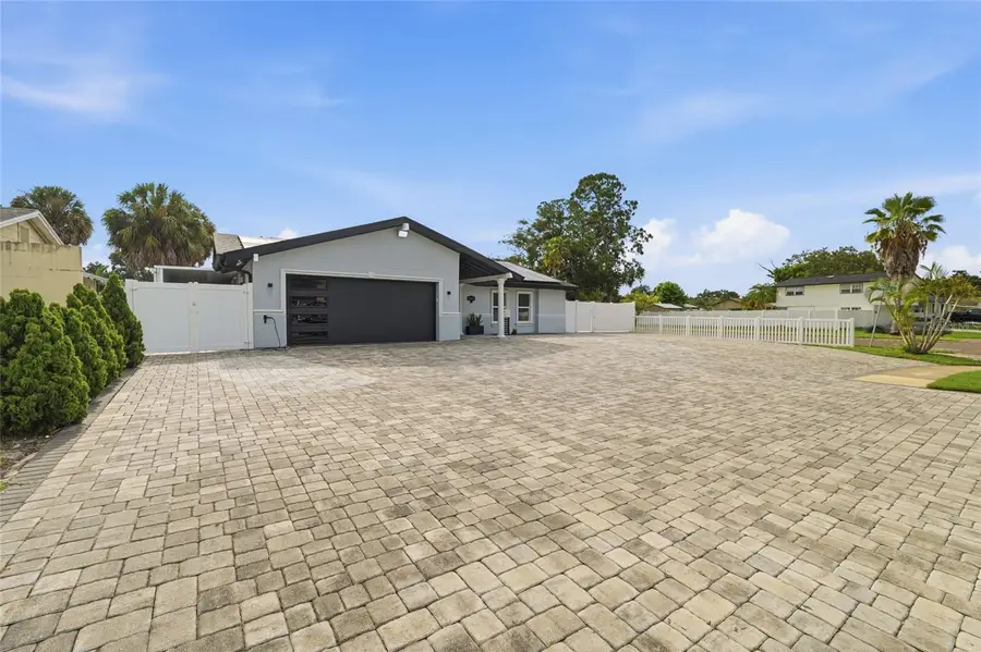 7101 Shenandoah Court, Tampa, FL 33615 - #2