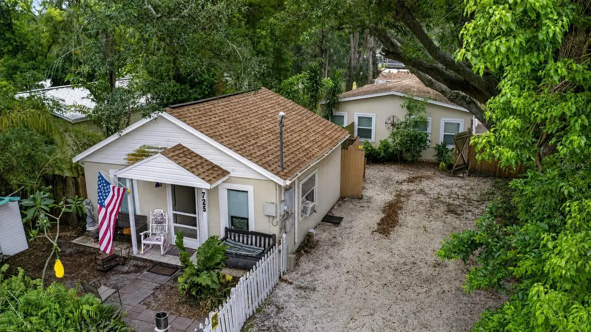725 New York St, Clearwater, FL 33756 - #1