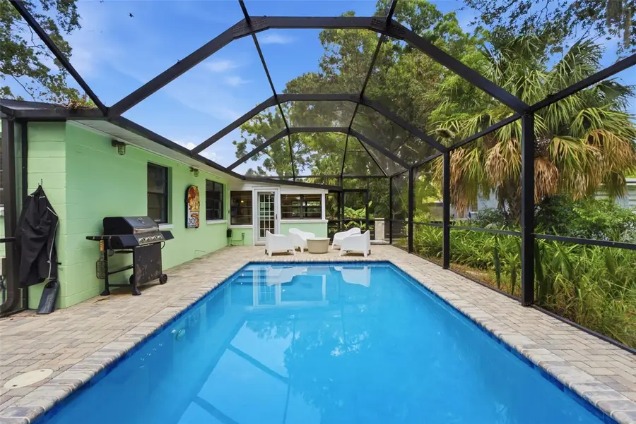 609 W River Drive, Tampa, FL 33617 - #2