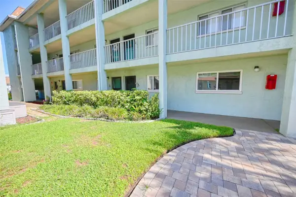 801 83rd Avenue N #133, ST PETERSBURG, FL 33702