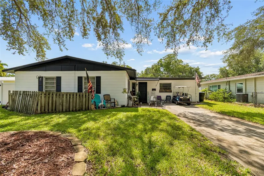 7846 12th Street N, Saint Petersburg, FL 33702 - #2