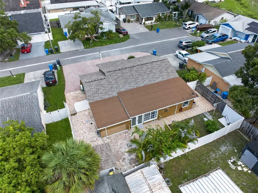 6711 Glen Forest Court, Tampa, FL 33615 - #3