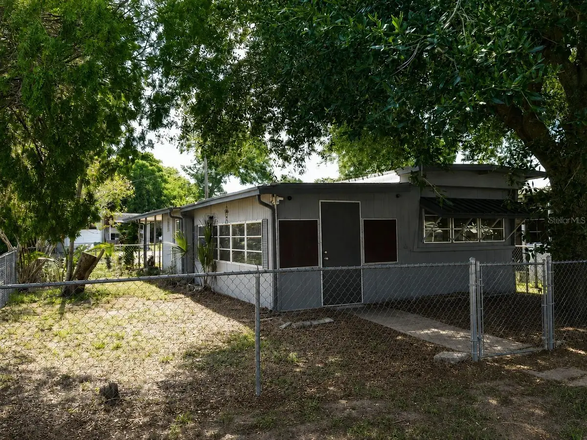 6250 Connecticut Street, Zephyrhills, FL 33542 - #1