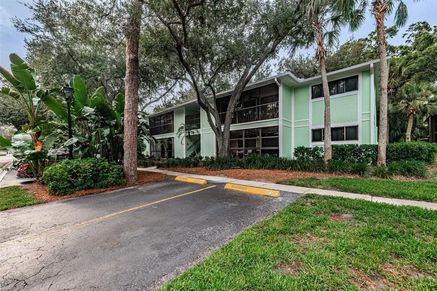 3295 Fox Chase Circle N #107, Palm Harbor, FL 34683 - #3