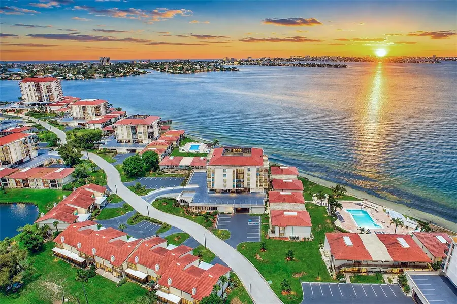 6145 Sun Boulevard #306, Saint Petersburg, FL 33715 - #3