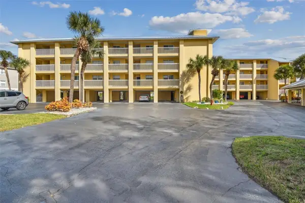 1125 Pinellas Bayway S #302, TIERRA VERDE, FL 33715