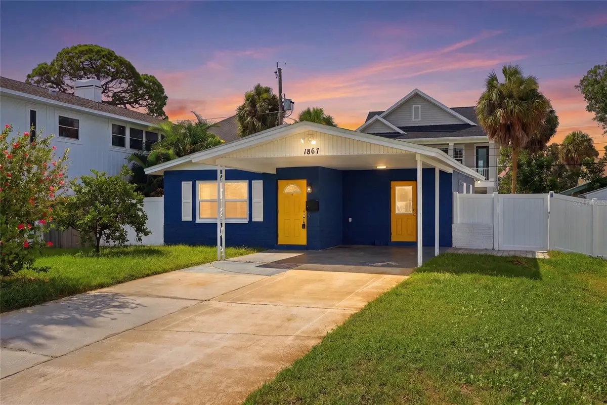 1867 Michigan Avenue Ne, Saint Petersburg, FL 33703 - #1