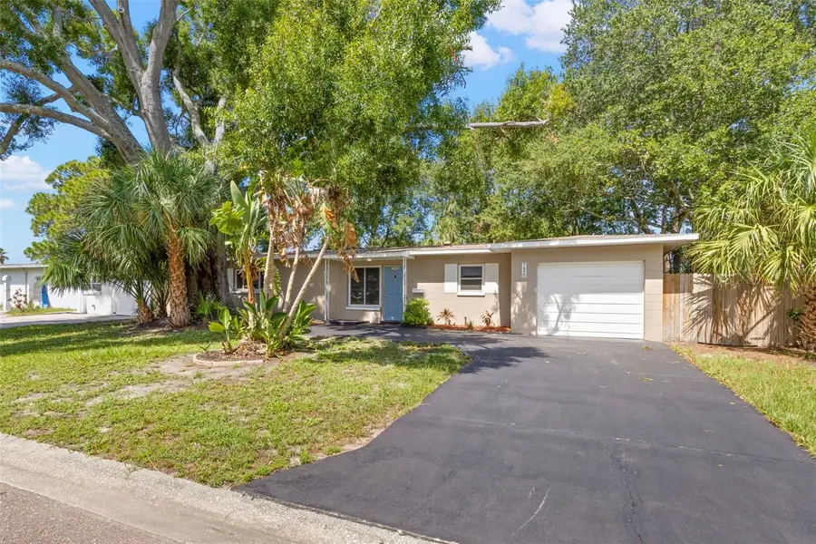 Address Withheld By Seller, Saint Petersburg, FL 33702 - #2