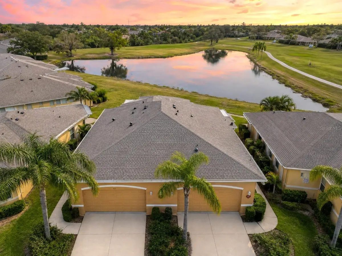 970 Pembroke Point Way, Sun City Center, FL 33573 - #1