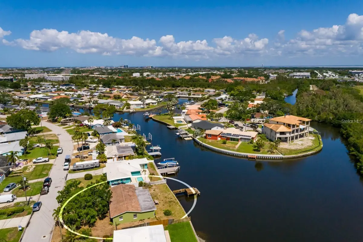 9439 Sun Isle Drive Ne, Saint Petersburg, FL 33702 - #1
