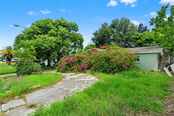 7721 Embassy Boulevard, PORT RICHEY, FL 34668