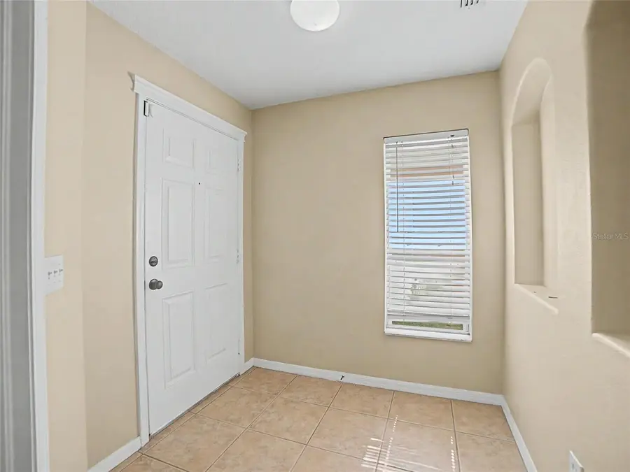 5828 Wrenwater Drive, Lithia, FL 33547 - #3