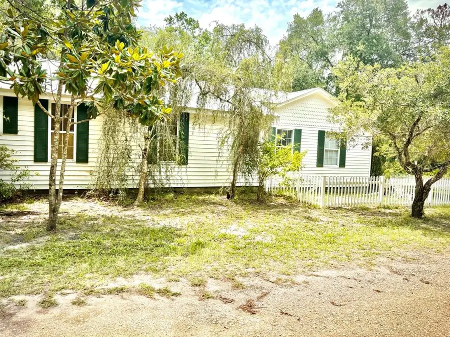16 52nd Street, Yankeetown, FL 34498 - #3