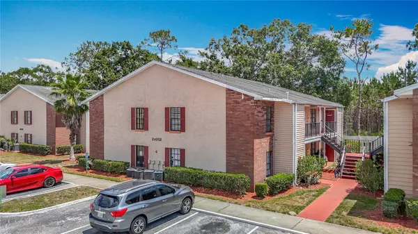 21032 Voyager Blvd #8, LAND O LAKES, FL 34638