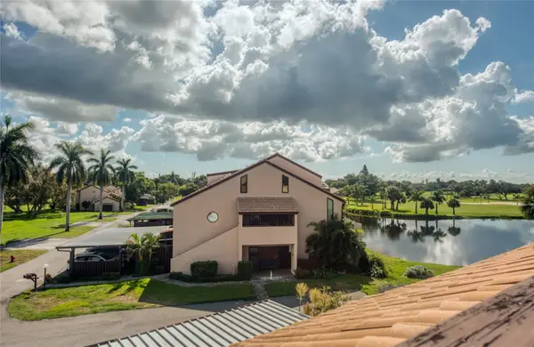 1328 Pelican Creek Crossing #D, ST PETERSBURG, FL 33707